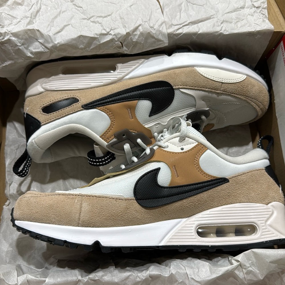 Nike Air Max 90 Futura